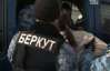 "Нас пытались запугать" - в Межигорье задержали львовских журналистов