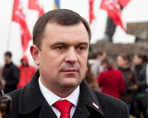 Голова Комітету ВР з питань меншин заявив, що гей-парад зарано проводити в Україні