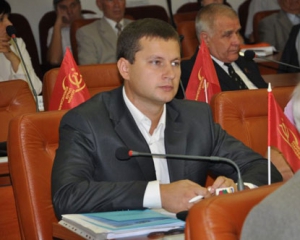 Компартия хочет разобраться, по какому праву оппозиция "подбила" скандальную БРДМ