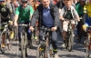Мэр Львова пересел на велосипед