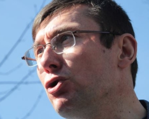 Луценко "робить все", щоб його прецедент спрацював у справі Тимошенко