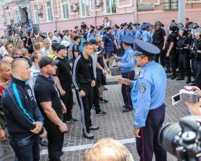 За избиения журналистов и драки в Киеве уволен замначальника столичной милиции