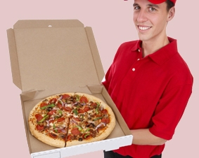 Курьер по доставке пиццы зарабатывает 160 гривен в сутки