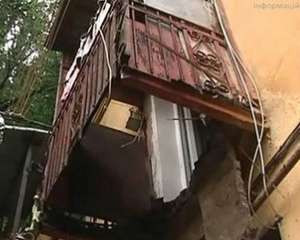 В Крыму в детском санатории обвалился балкон, погибла девочка