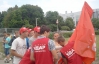 В Василькове готовятся к приезду Кличко, студенты за деньги стоят с флагами оппозиции