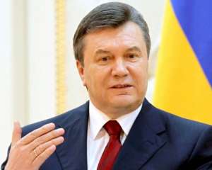 Янукович приказал Кабмину лучше присматривать за украинскими детьми, усыновленными иностранцами