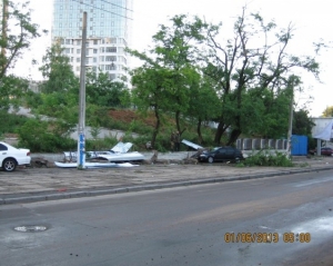 Разрушенную ураганом Одессу не сильно спешат восстанавливать