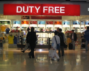 Українців зобов&#039;яжуть купувати у duty free лише з паспортом або квитком