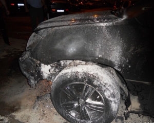В Киеве неизвестные сожгли &quot;Lexus&quot;