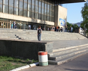 У реконструкцію дніпропетровського палацу спорту "Метеор" "заллють" 200 млн грн