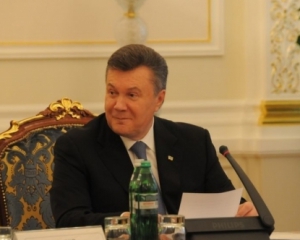 Янукович отчитался о &quot;покращенни&quot;: Реформы успешны, бизнесу легче, &quot;социалка&quot; растет