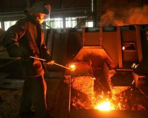 Ахметов і Пінчук хочуть забрати "Кріворожсаль" у індійського мільярдера