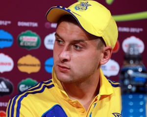 "Есть надежда, что Ракицкий и Хачериди с Черногорией сыграют" - Фоменко