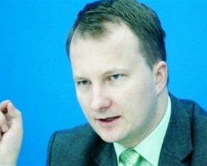 Оппозиция блокирует Раду, чтобы не дать власти назначить киевские выборы на август - політолог