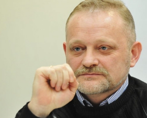 "В історії зі "Вставай, Україно!" слід ставити крапку. Треба змінювати формат" - політолог