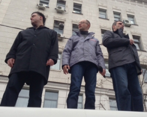 В опозиції пообіцяли невідступно стежити за виїзним засіданням ПР та КПУ