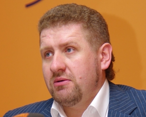 Опозиції та владі треба домовлятися в режимі діалогу, а не мордобою – експерт