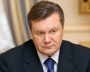 Янукович спікеру: &quot;Треба проводити позачергову сесію&quot; 
