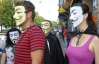 Активісти у масках під офісом УДАРу пообіцяли слідкувати за "тушкуванням" "ударівців"