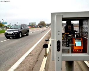 На киевских дорогах начали устанавливать приборы автоматической фиксации скорости