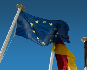 ЕС готовит санкции против Украины из-за пошлин на иномарки - источник