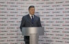 Янукович у Єнакієвому розсмішив журналістів і здивував сина