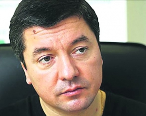 Обновленной "Батькивщине" угрожают непрозрачность и удаленность от Тимошенко — эксперт