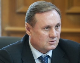 Влада має визначати, коли відбудуться вибори - Єфремов