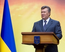 Янукович: держава постійно турбується про  визволителів України