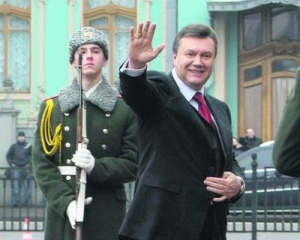 В ПР заявили, что Януковичу не нравится быть пионервожатым для неугомонных депутатов