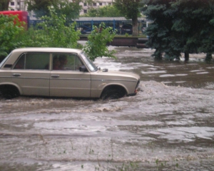 Из-за небывалых ливней Прикарпатье ушло под воду