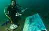 Олександр Белозор  малює під водою