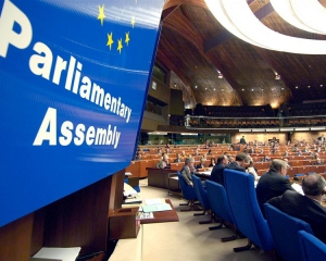 ПАРЕ ухвалила резолюцію про розмах корупції, у тому числі і в Україні
