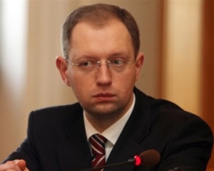 О запрете въезда Тягнибоку в США не слышал - Яценюк