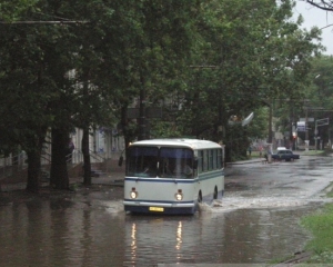 Миколаїв потонув через потужну зливу