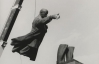 Ленин без ног и обезьяна с фотоаппаратом: снимки без цензуры стали самыми дорогими из СССР