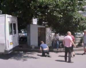 В Николаеве водителя маршрутки расстреляли среди бела дня