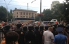 В Киеве сотни активисты штурмовали Святошинский райотдел милиции