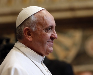Папа Франциск помолился за примирение украинцев и поляков