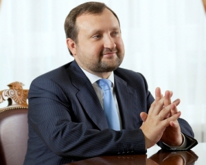 Арбузов решил сделать украинскую власть &quot;стратегическим партнером&quot; для бизнесменов