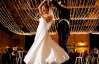 Хореограф свадебных танцев зарабатывает 100 гривен в час