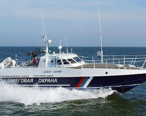 Трагедия на Азове: 2-х украинцев еще не нашли, а россияне считают, что рыбаки сами виноваты в инциденте