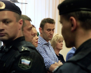 Навального уже выпустили из СИЗО