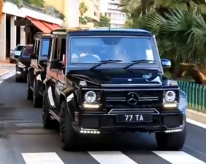 &quot;Новые&quot; русские приезжают в Монако на крутых джипах Mercedes G-класса