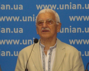 &quot;Влада з бізнесом у змові проти народу&quot; - Сверстюк про земельну реформу