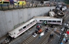 В Испании сошел с рельсов пассажирский поезд, 78 погибших