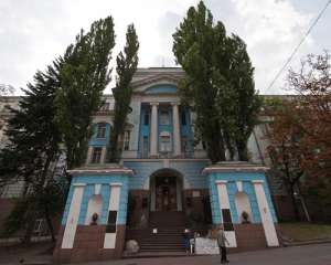 В центре Киева горит музей