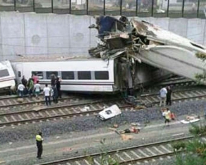 Машинист поезда, сошедшего с рельсов в Испании, заключен под стражу