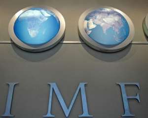 МВФ хоче встановити  ретельний контроль над економікою України