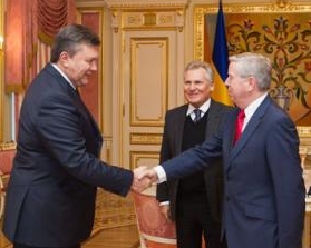 Квасьневский и Кокс встретились с Януковичем